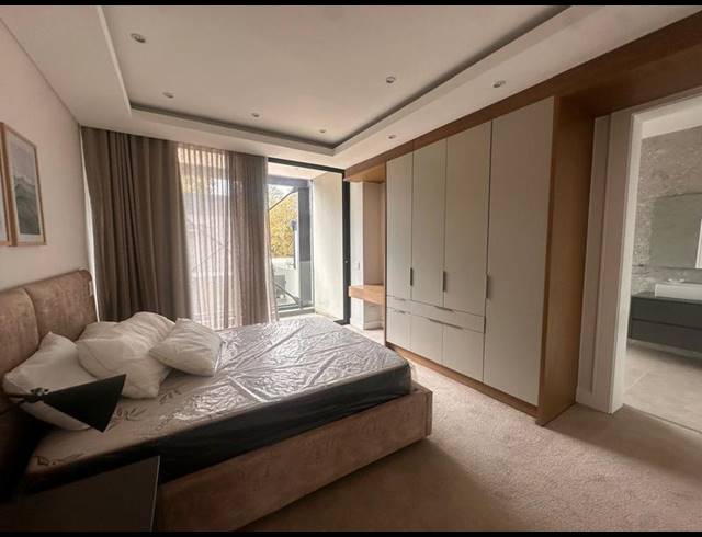 4 BEDROOM HOUSE FOR SALE IN HOUGHTON